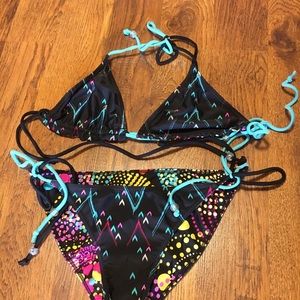 Reversible Reef bikini in EUC